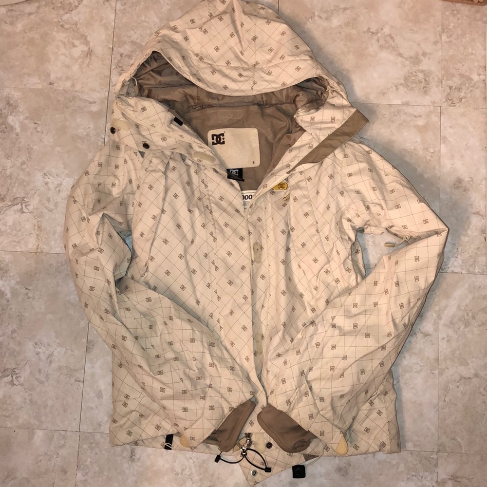 DC ski/snowboard jacket